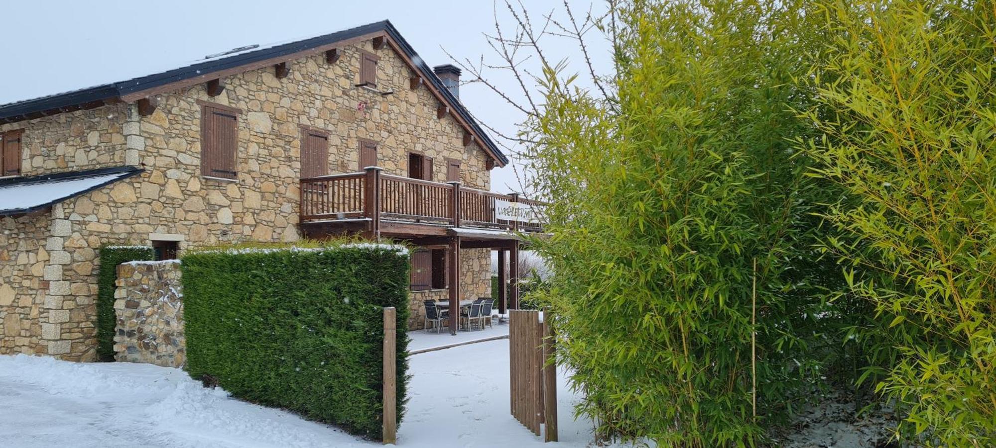 Casa Con Encanto, Jardin, Vistas Y Piscina Estavar Exteriör bild